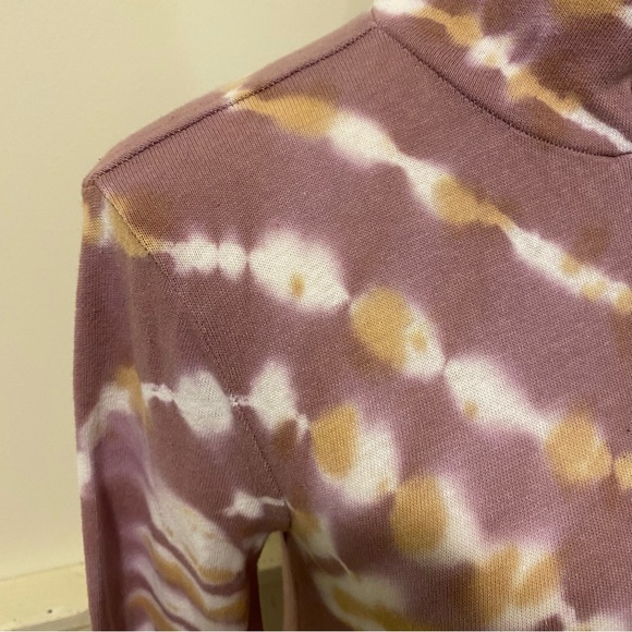NWT We The Free Medium Moody Blossom Tie Dye Turtleneck Pullover - Picture 12 of 12